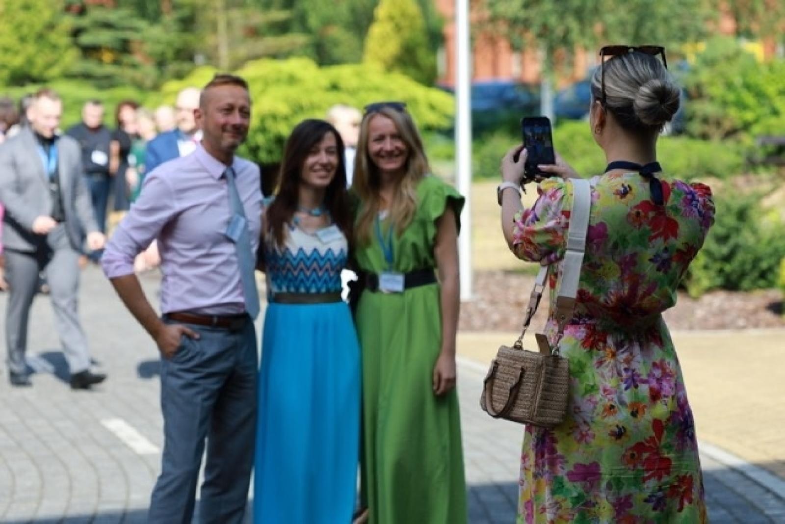 Zdjęcie w galerii na portalu naszraciborz.pl: 27 tysięcy obecnych i 194 ochrzczonych podczas 7 kongresów Świadków Jehowy w Sosnowcu wiadomości z regionu