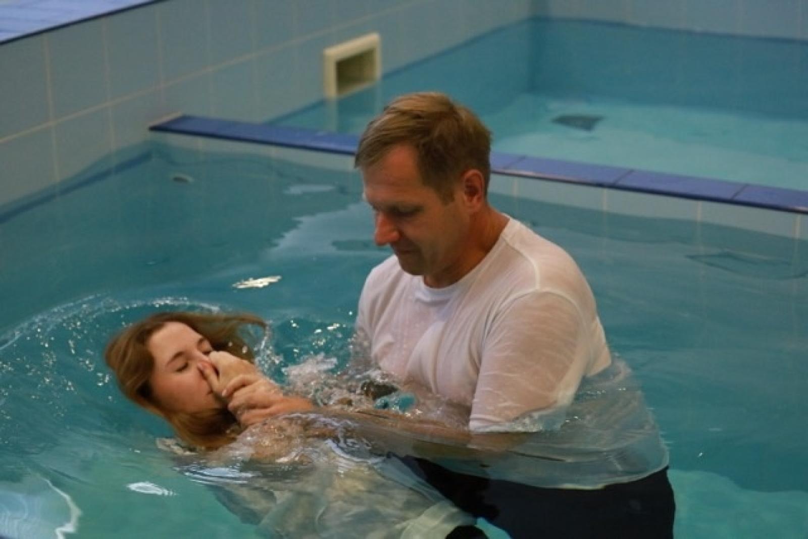 Zdjęcie w galerii na portalu naszraciborz.pl: 27 tysięcy obecnych i 194 ochrzczonych podczas 7 kongresów Świadków Jehowy w Sosnowcu wiadomości z regionu