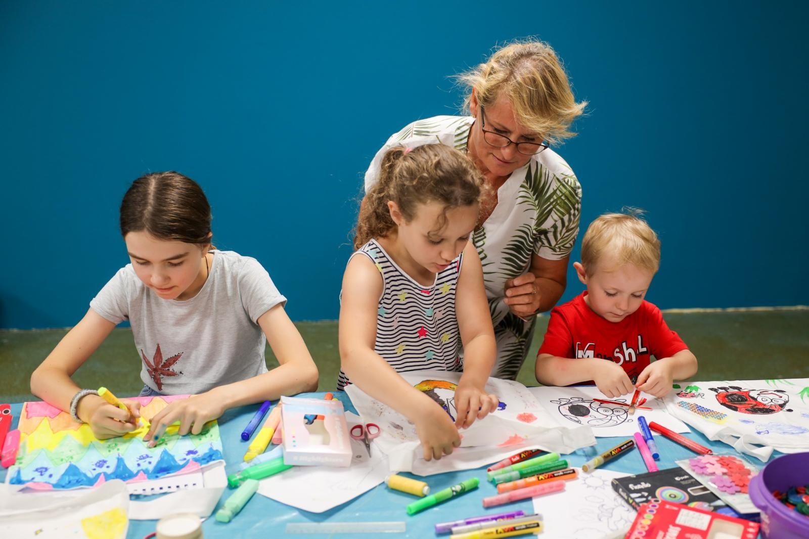 Zdjęcie w galerii na portalu naszraciborz.pl: Wakacyjne rękodzieło w Strzesze wiadomości z regionu