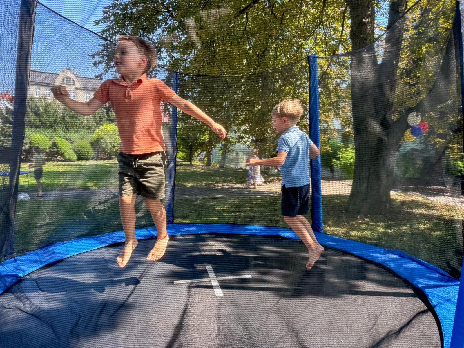 Zdjęcie w galerii na portalu naszraciborz.pl: TOGETHER czyli RAZEM. Polsko-ukraiński piknik integracyjny w Ogrodzie Strzechy na bis! wiadomości z regionu