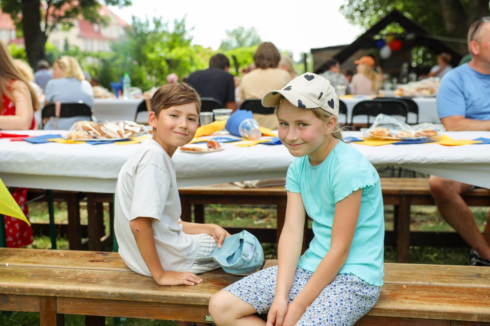 Zdjęcie w galerii na portalu naszraciborz.pl: TOGETHER czyli RAZEM. Polsko-ukraiński piknik integracyjny w Ogrodzie Strzechy na bis! wiadomości z regionu
