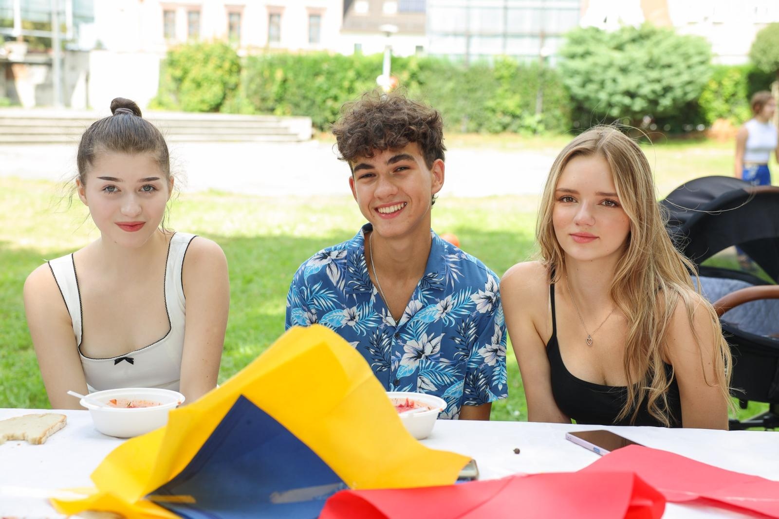 Zdjęcie w galerii na portalu naszraciborz.pl: TOGETHER czyli RAZEM. Polsko-ukraiński piknik integracyjny w Ogrodzie Strzechy na bis! wiadomości z regionu