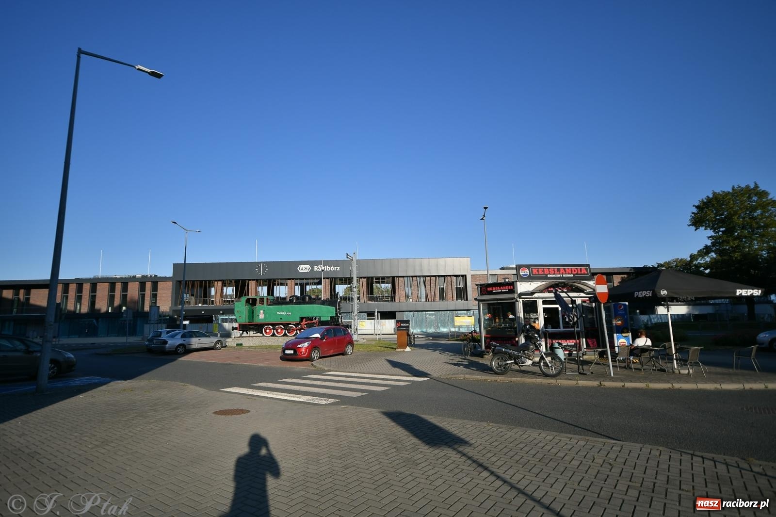 Zdjęcie w galerii na portalu naszraciborz.pl: PKP o terminie oddania do użytku nowego dworca [FOTO i WIDEO] wiadomości z regionu