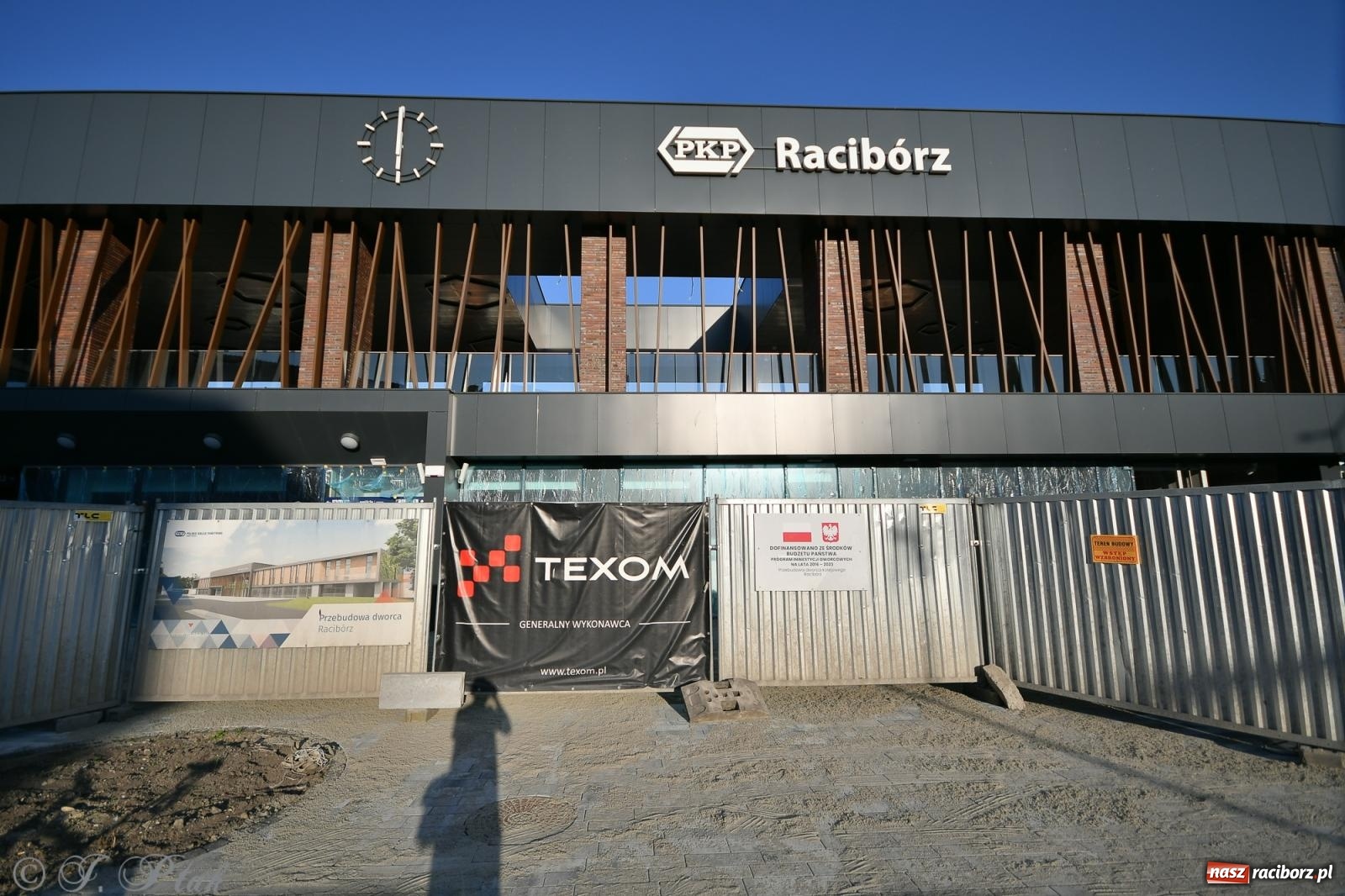 Zdjęcie w galerii na portalu naszraciborz.pl: PKP o terminie oddania do użytku nowego dworca [FOTO i WIDEO] wiadomości z regionu