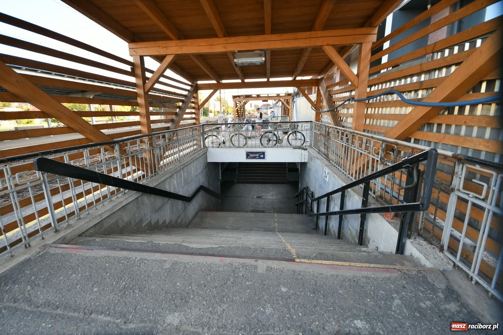 Zdjęcie w galerii na portalu naszraciborz.pl: PKP o terminie oddania do użytku nowego dworca [FOTO i WIDEO] wiadomości z regionu