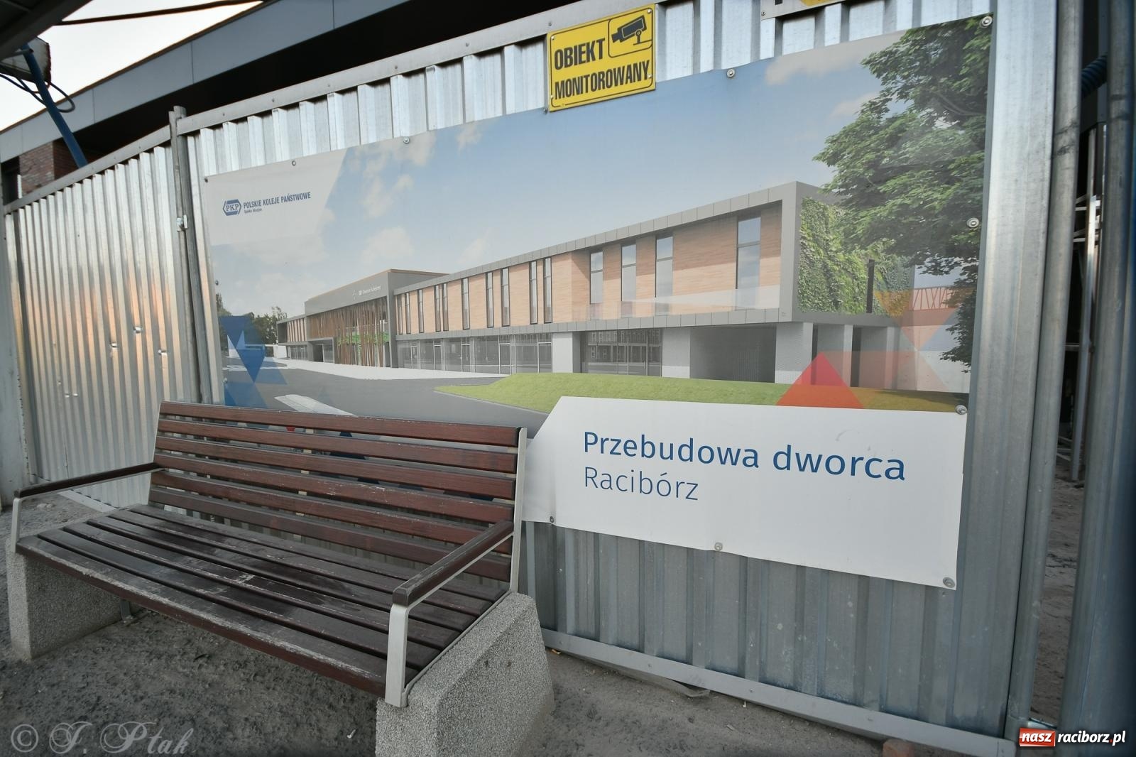 Zdjęcie w galerii na portalu naszraciborz.pl: PKP o terminie oddania do użytku nowego dworca [FOTO i WIDEO] wiadomości z regionu