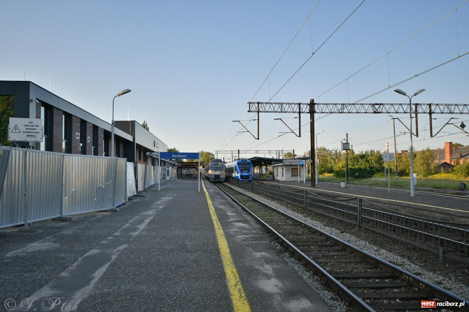 Zdjęcie w galerii na portalu naszraciborz.pl: PKP o terminie oddania do użytku nowego dworca [FOTO i WIDEO] wiadomości z regionu