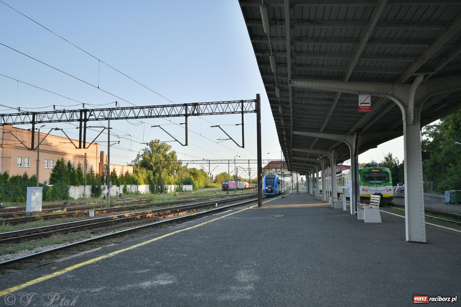 Zdjęcie w galerii na portalu naszraciborz.pl: PKP o terminie oddania do użytku nowego dworca [FOTO i WIDEO] wiadomości z regionu