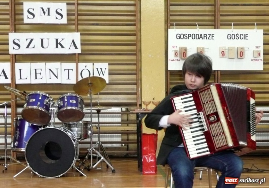 Zdjęcie w galerii na portalu naszraciborz.pl: Jak w szkołach witano wiosnę wiadomości z regionu