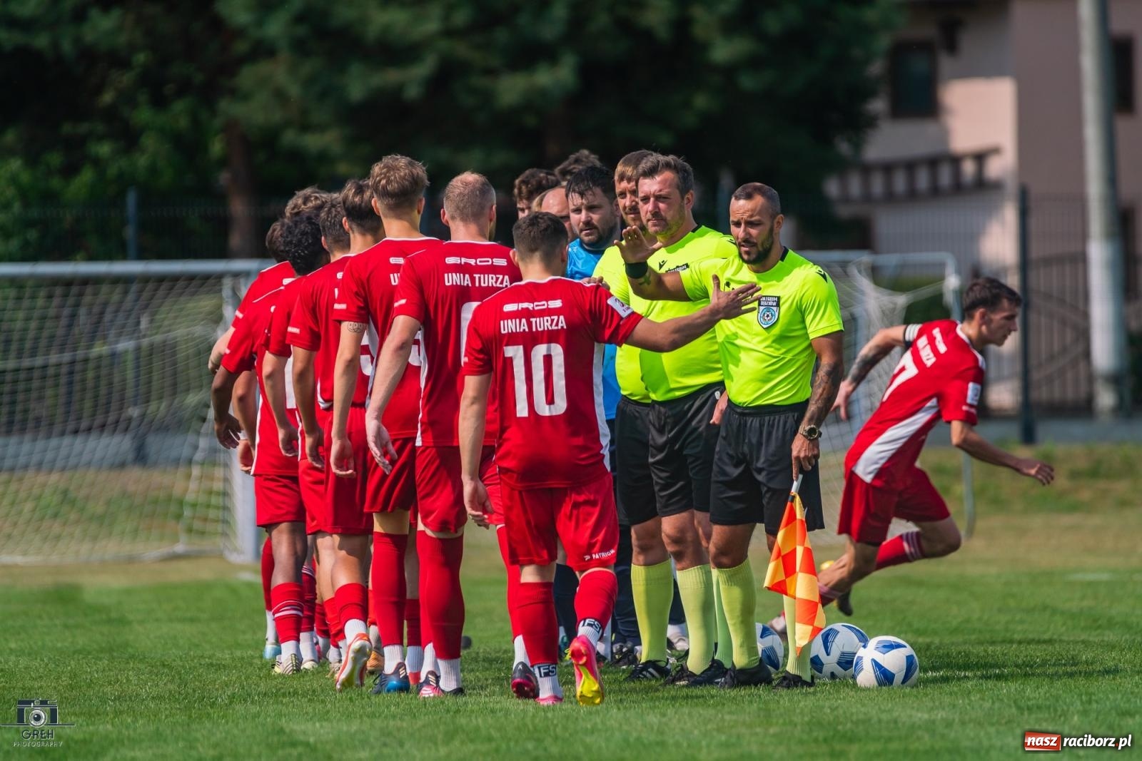 Zdjęcie w galerii na portalu naszraciborz.pl: Puchar Polski. Do przerwy 0:0 a potem pogrom [FOTO] wiadomości z regionu