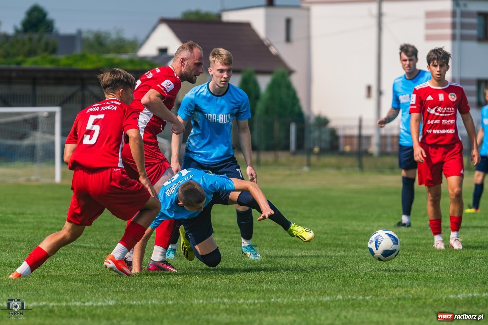 Zdjęcie w galerii na portalu naszraciborz.pl: Puchar Polski. Do przerwy 0:0 a potem pogrom [FOTO] wiadomości z regionu