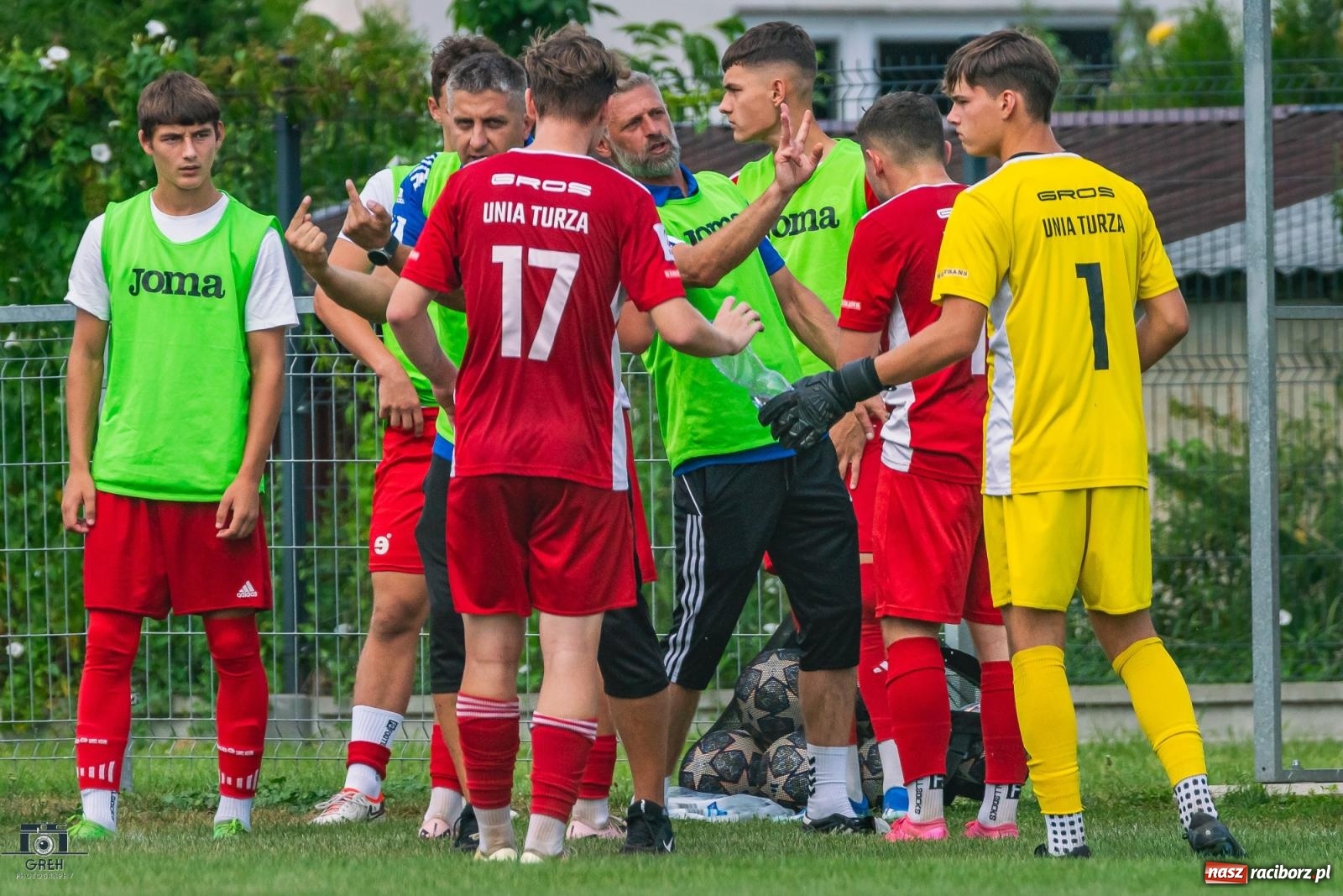 Zdjęcie w galerii na portalu naszraciborz.pl: Puchar Polski. Do przerwy 0:0 a potem pogrom [FOTO] wiadomości z regionu
