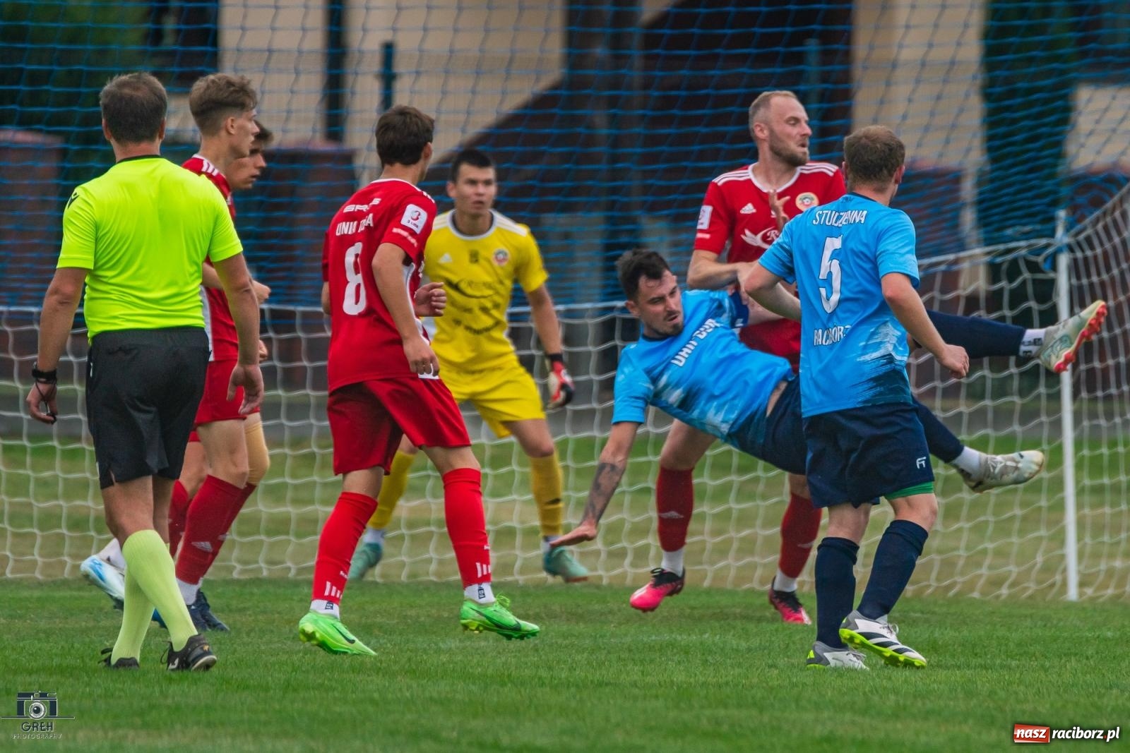 Zdjęcie w galerii na portalu naszraciborz.pl: Puchar Polski. Do przerwy 0:0 a potem pogrom [FOTO] wiadomości z regionu