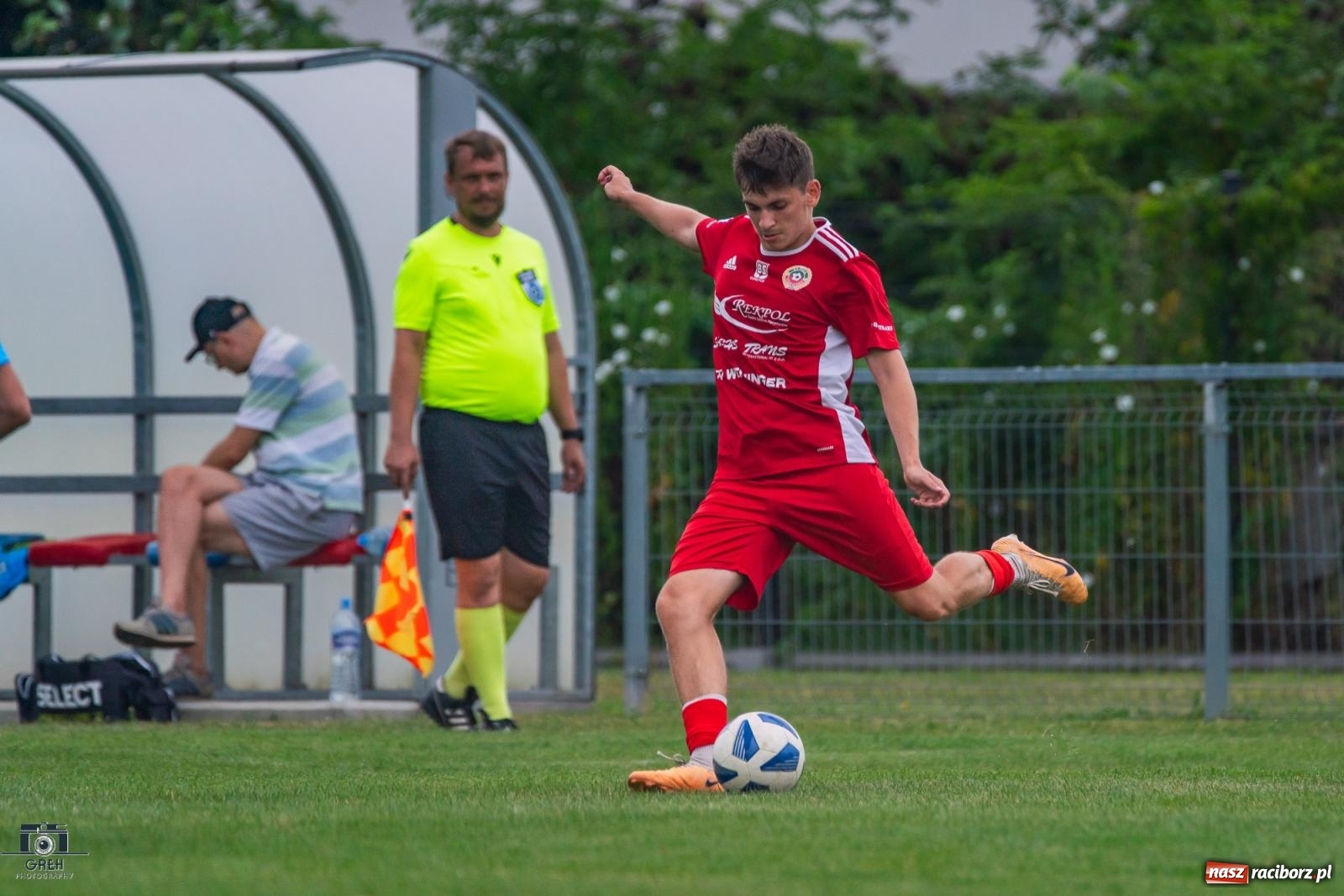 Zdjęcie w galerii na portalu naszraciborz.pl: Puchar Polski. Do przerwy 0:0 a potem pogrom [FOTO] wiadomości z regionu