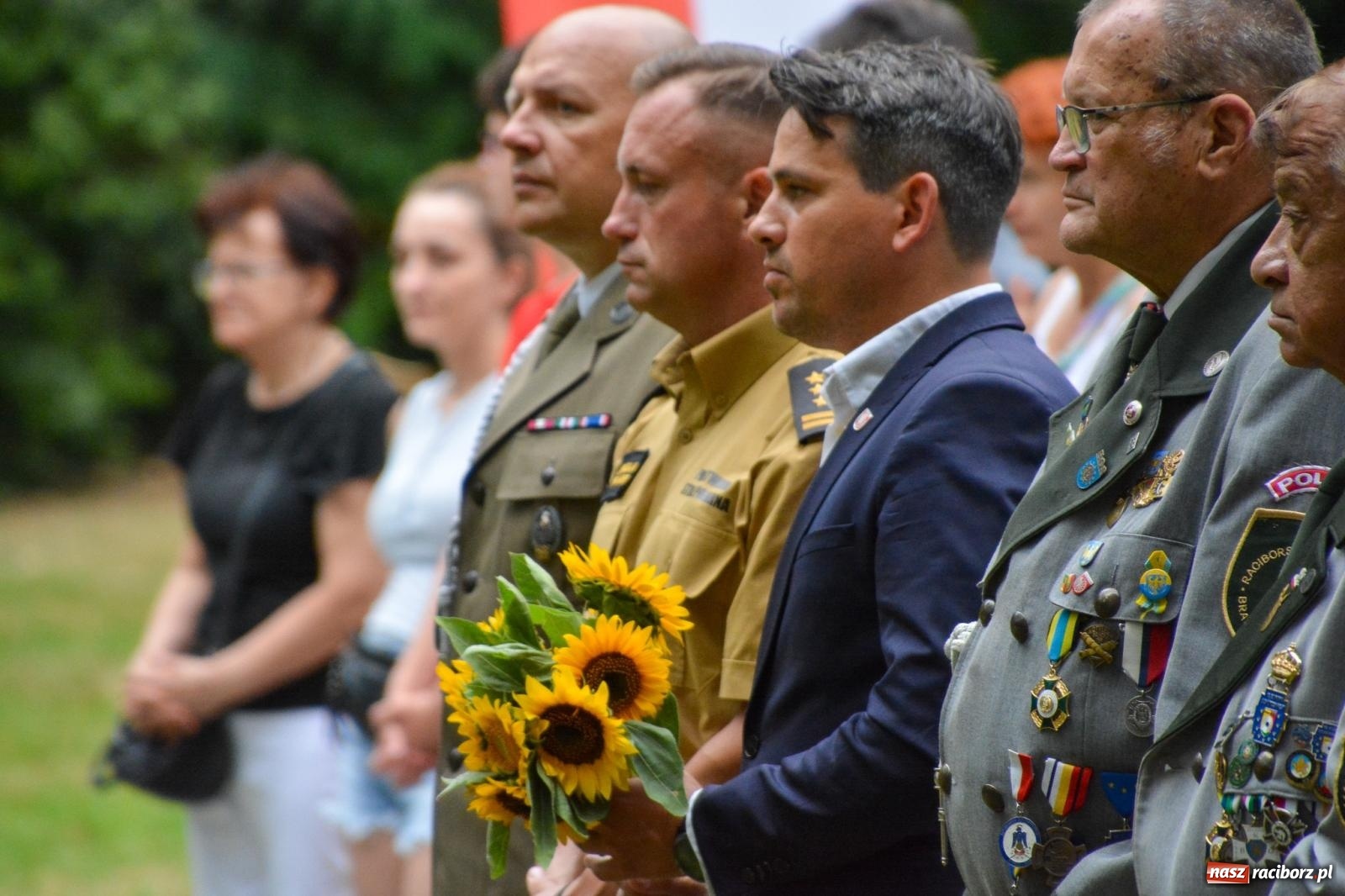 Zdjęcie w galerii na portalu naszraciborz.pl: Święto Matki Boskiej Zielnej w Leśnej Scenerii: Msza św. i święcenie kwiatów w Arboretum Bramy Morawskiej wiadomości z regionu