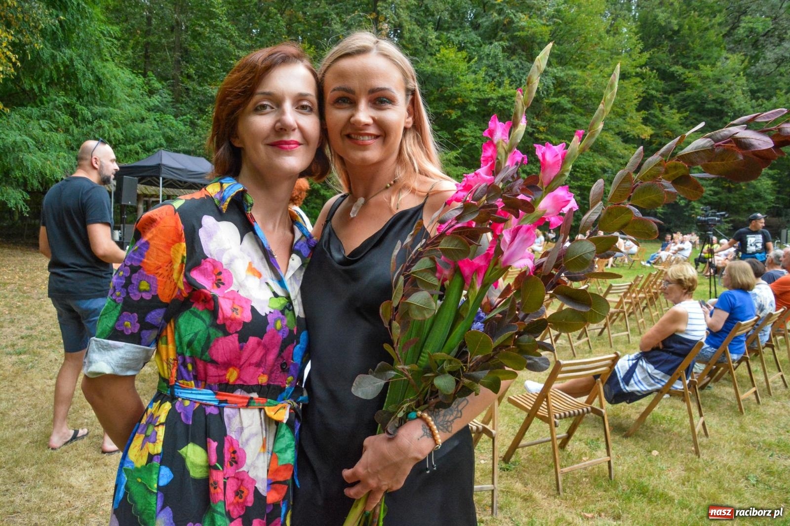 Zdjęcie w galerii na portalu naszraciborz.pl: Święto Matki Boskiej Zielnej w Leśnej Scenerii: Msza św. i święcenie kwiatów w Arboretum Bramy Morawskiej wiadomości z regionu