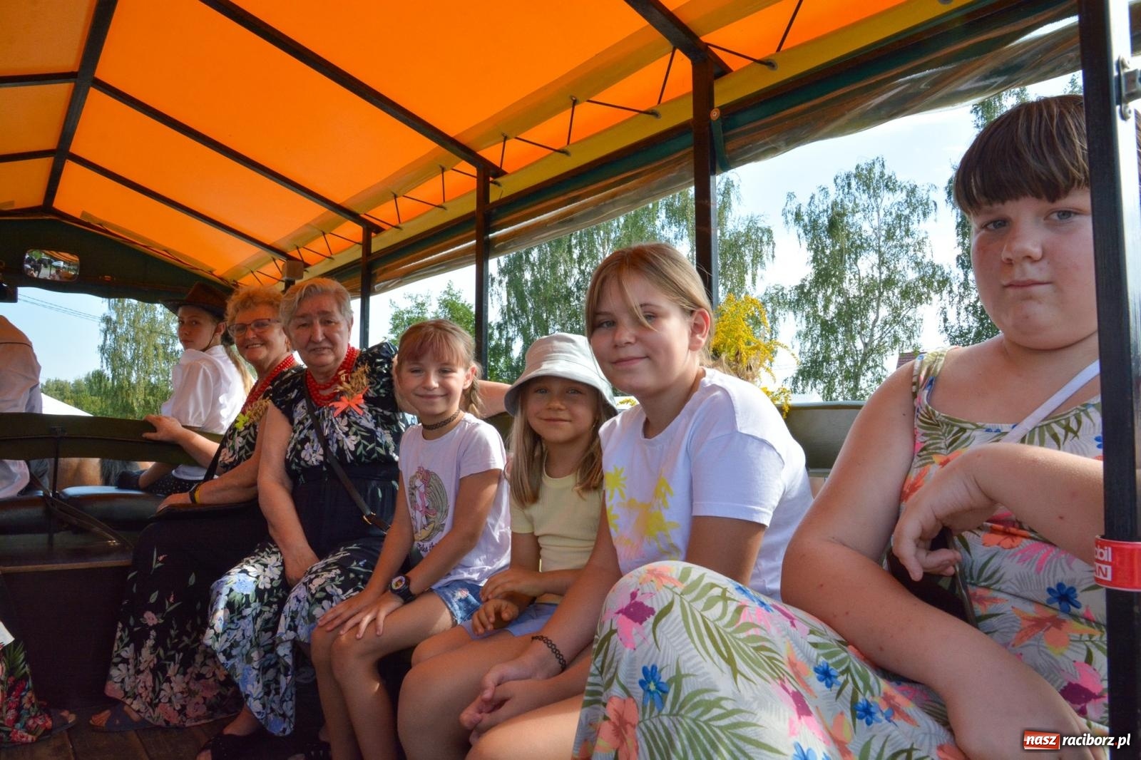 Zdjęcie w galerii na portalu naszraciborz.pl: Dożynki w Łańcach - pierwsze w powiecie raciborskim [FOTO i WIDEO] wiadomości z regionu