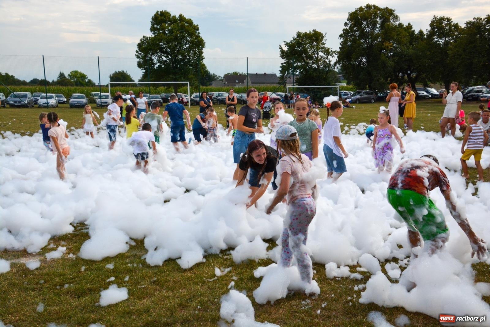 Zdjęcie w galerii na portalu naszraciborz.pl: Bamberparty 2024. Zawody farmerów strongmanów w Grzegorzowicach wiadomości z regionu
