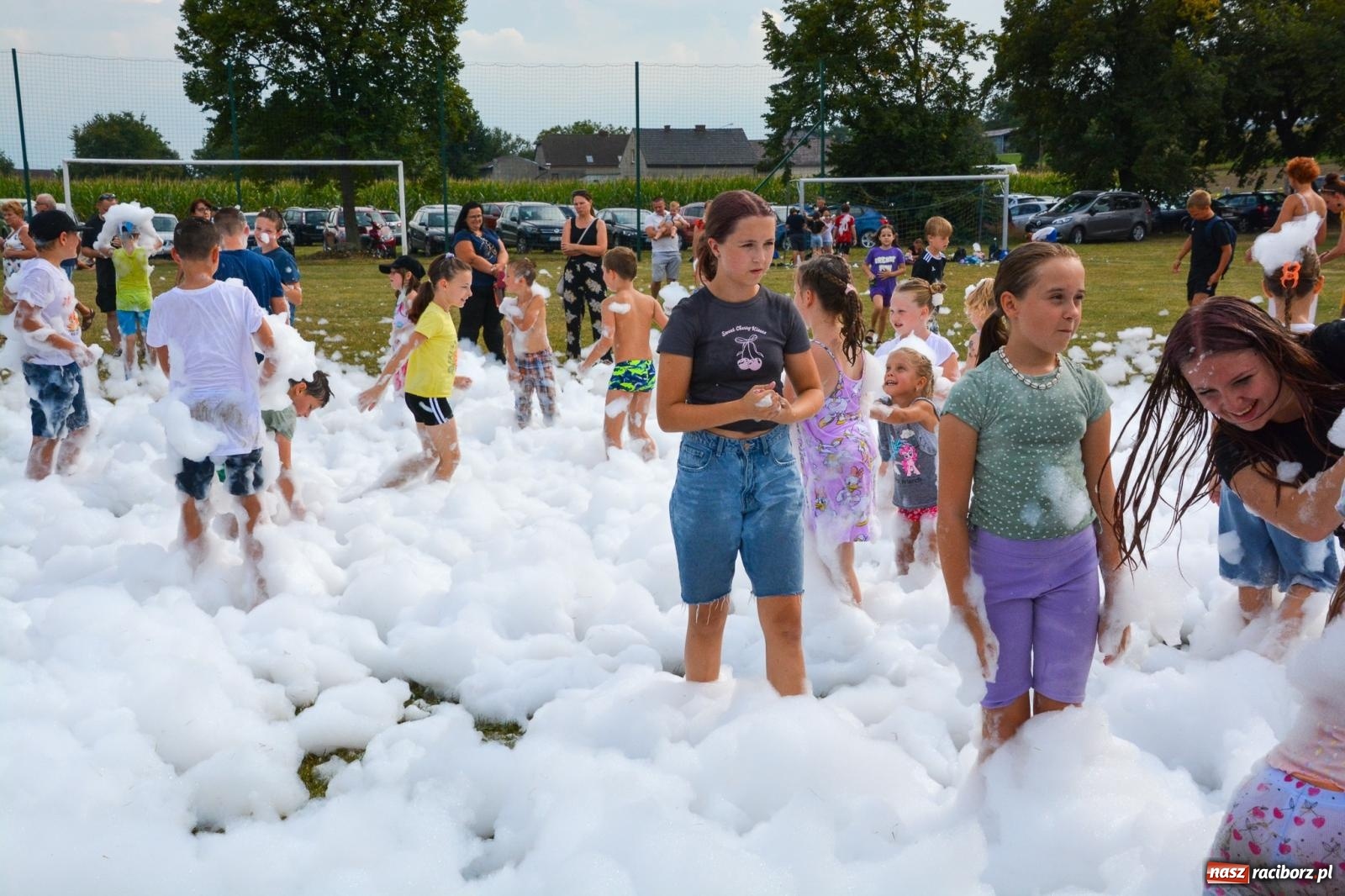 Zdjęcie w galerii na portalu naszraciborz.pl: Bamberparty 2024. Zawody farmerów strongmanów w Grzegorzowicach wiadomości z regionu