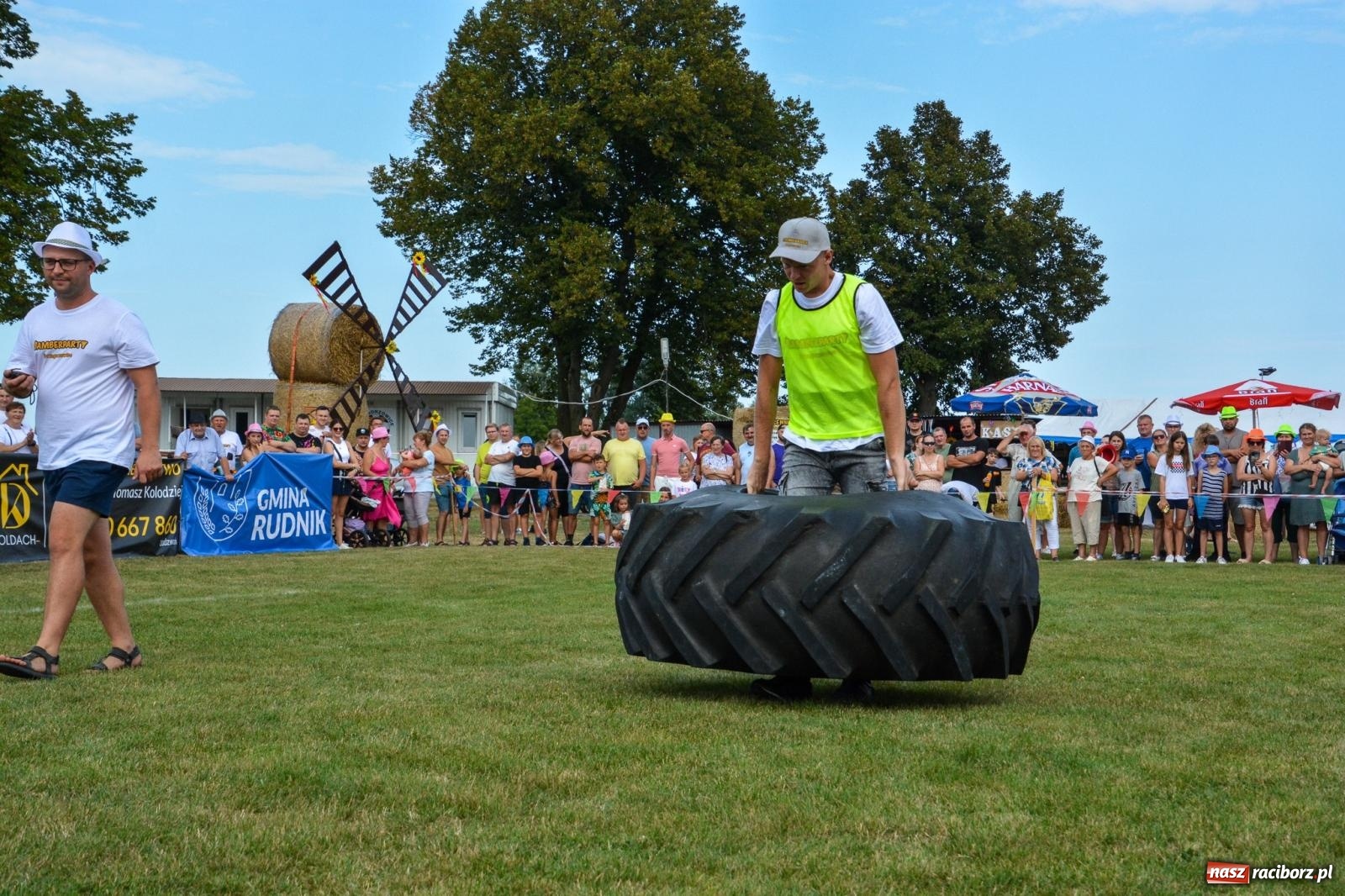 Zdjęcie w galerii na portalu naszraciborz.pl: Bamberparty 2024. Zawody farmerów strongmanów w Grzegorzowicach wiadomości z regionu