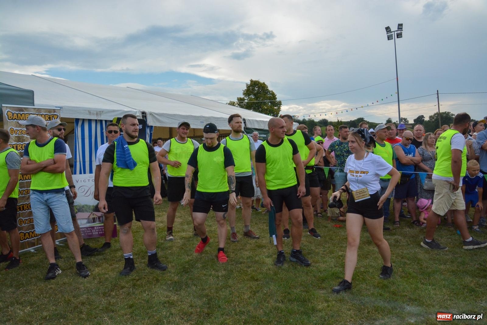 Zdjęcie w galerii na portalu naszraciborz.pl: Bamberparty 2024. Zawody farmerów strongmanów w Grzegorzowicach wiadomości z regionu