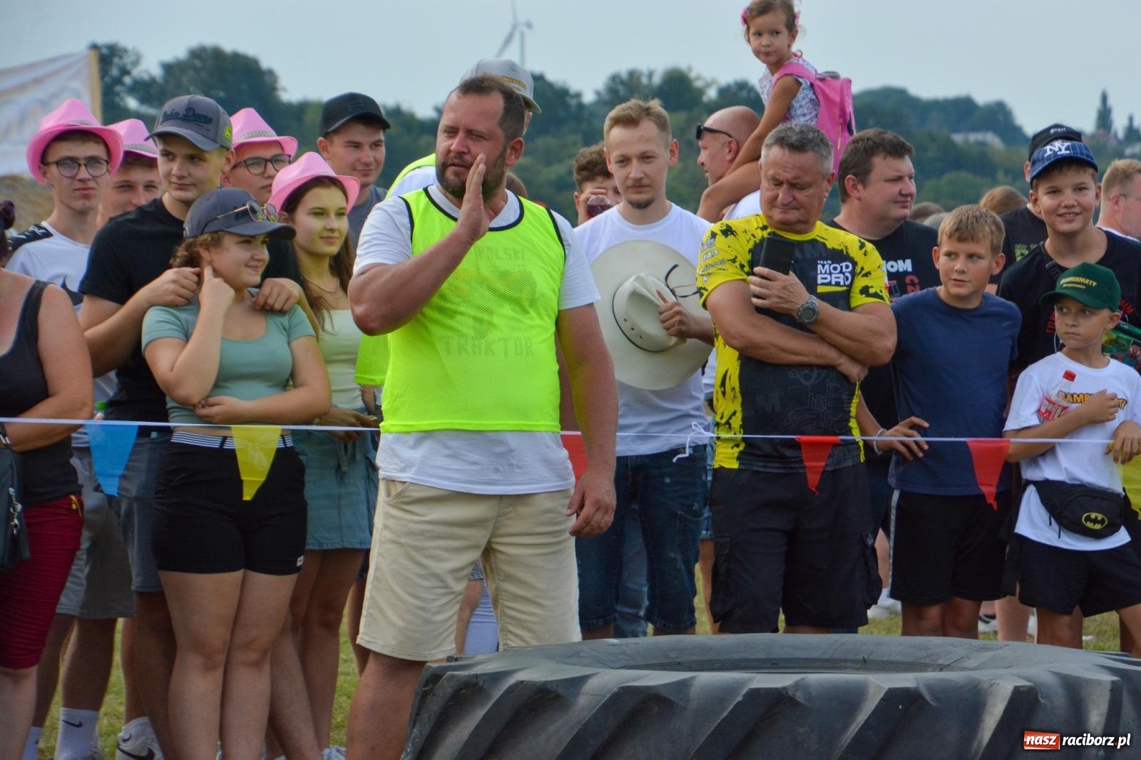 Zdjęcie w galerii na portalu naszraciborz.pl: Bamberparty 2024. Zawody farmerów strongmanów w Grzegorzowicach wiadomości z regionu