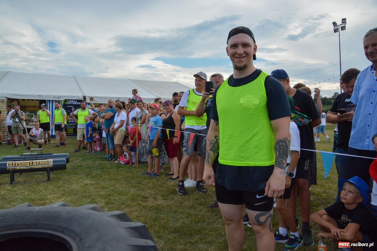 Zdjęcie w galerii na portalu naszraciborz.pl: Bamberparty 2024. Zawody farmerów strongmanów w Grzegorzowicach wiadomości z regionu