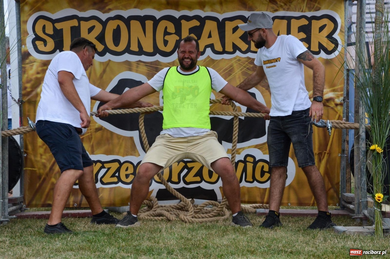 Zdjęcie w galerii na portalu naszraciborz.pl: Bamberparty 2024. Zawody farmerów strongmanów w Grzegorzowicach wiadomości z regionu