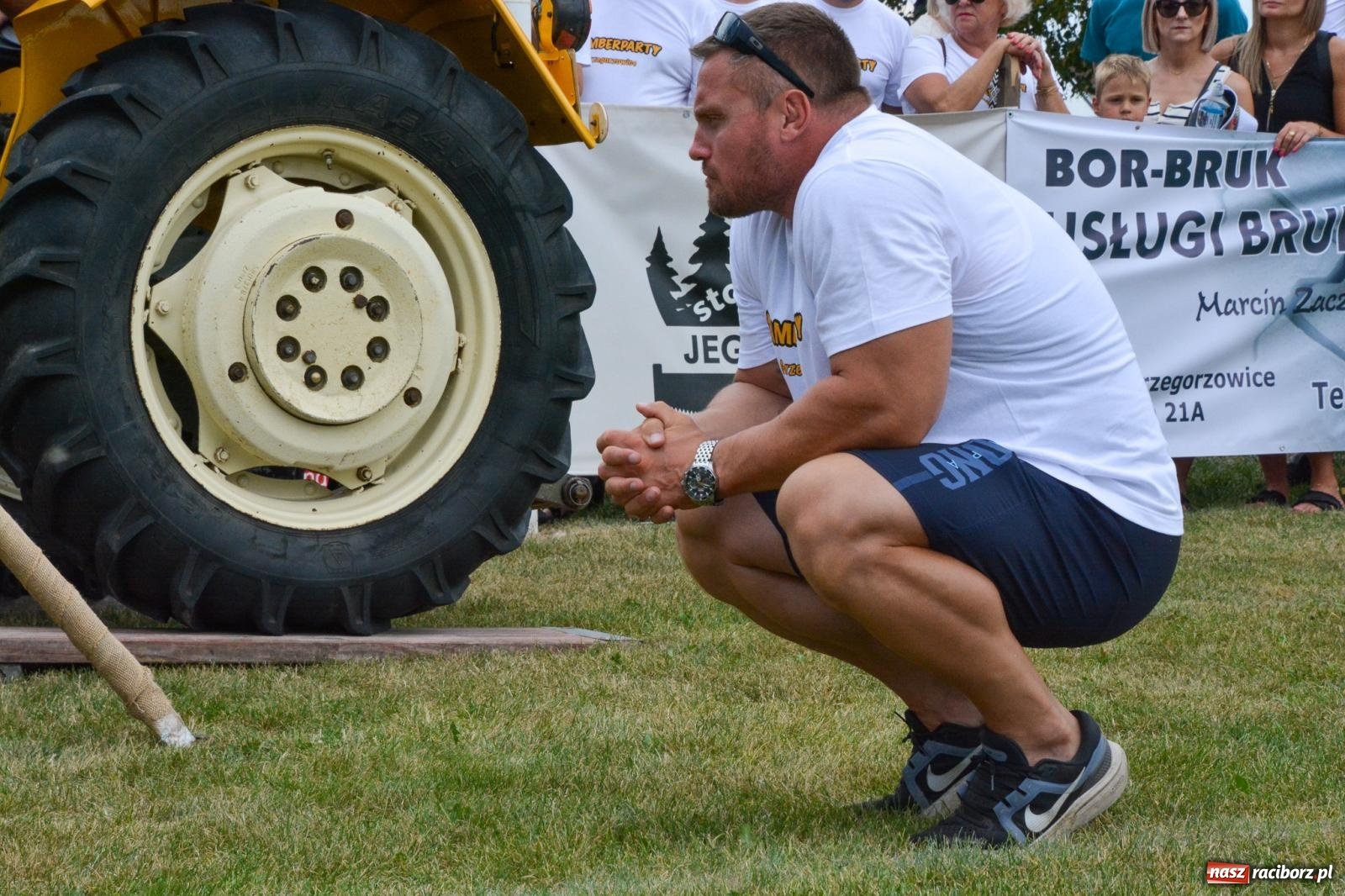 Zdjęcie w galerii na portalu naszraciborz.pl: Bamberparty 2024. Zawody farmerów strongmanów w Grzegorzowicach wiadomości z regionu