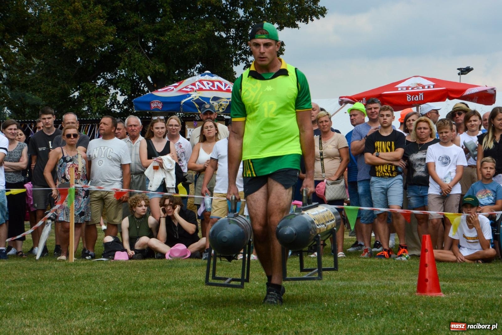 Zdjęcie w galerii na portalu naszraciborz.pl: Bamberparty 2024. Zawody farmerów strongmanów w Grzegorzowicach wiadomości z regionu