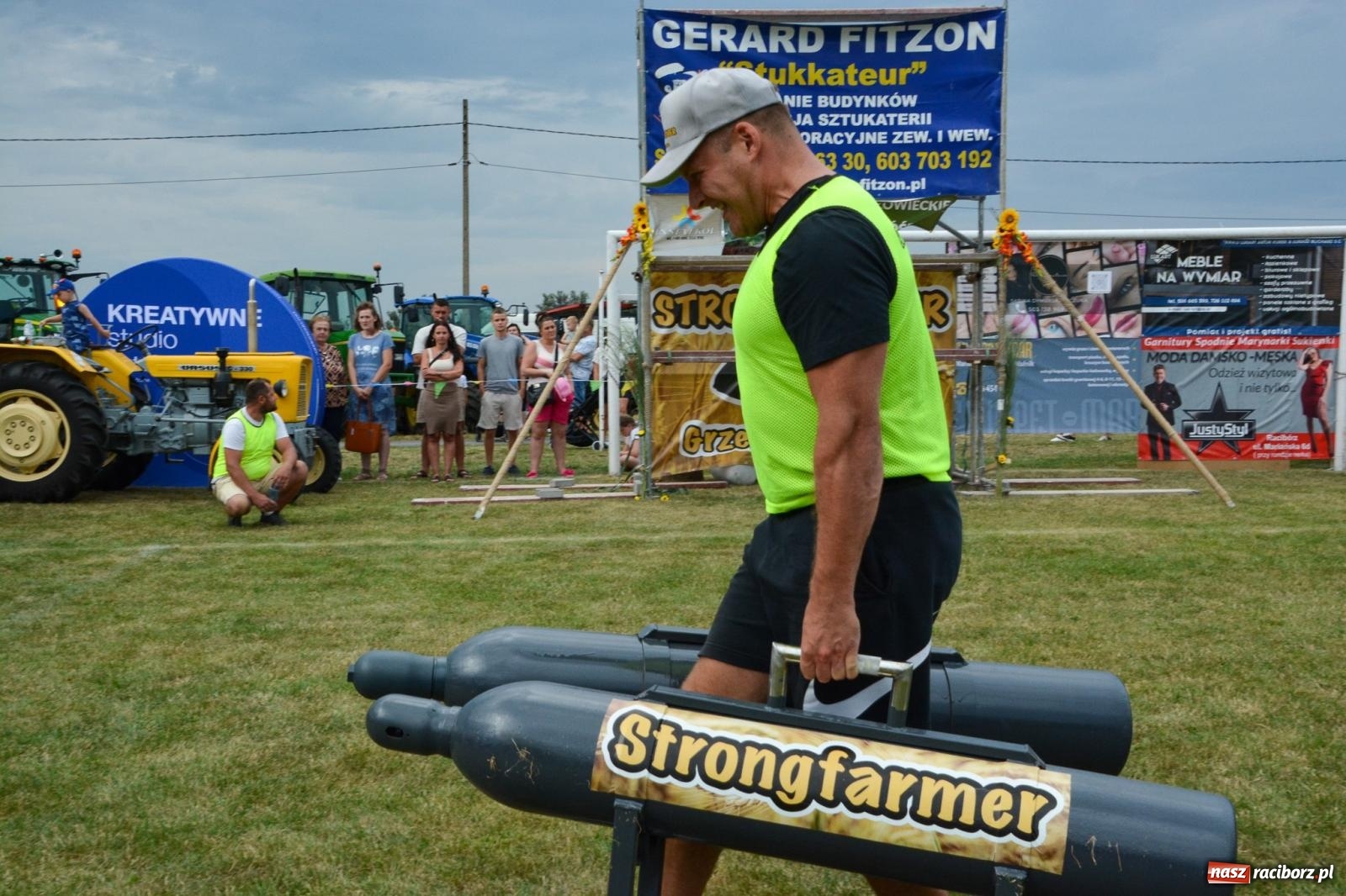 Zdjęcie w galerii na portalu naszraciborz.pl: Bamberparty 2024. Zawody farmerów strongmanów w Grzegorzowicach wiadomości z regionu