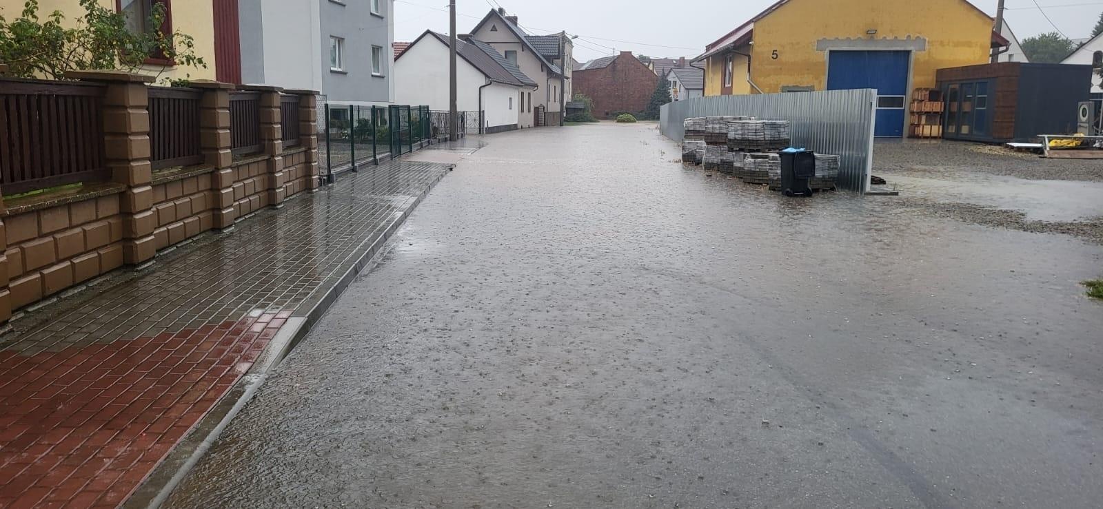 Zdjęcie w galerii na portalu naszraciborz.pl: Nawałnica nad powiatem raciborskim [FOTO i WIDEO] wiadomości z regionu