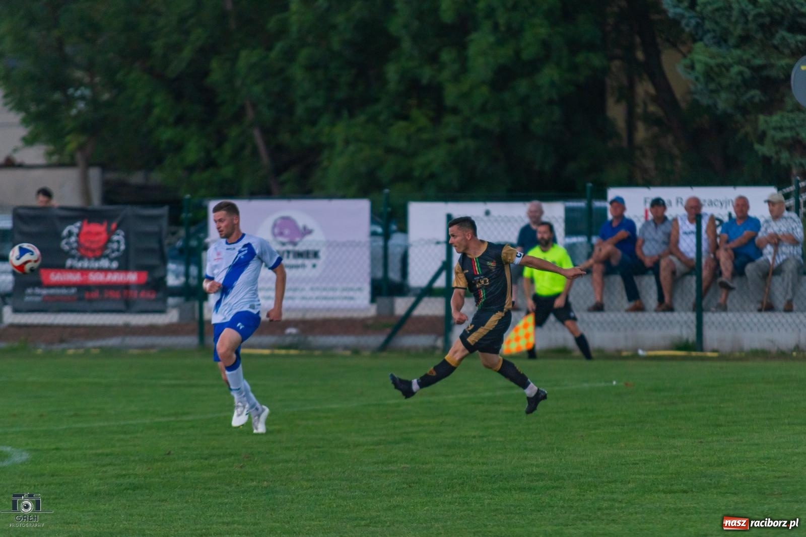 Zdjęcie w galerii na portalu naszraciborz.pl: Wawrzyczny show w Gorzycach. Unia znów bez punktów [FOTO] wiadomości z regionu