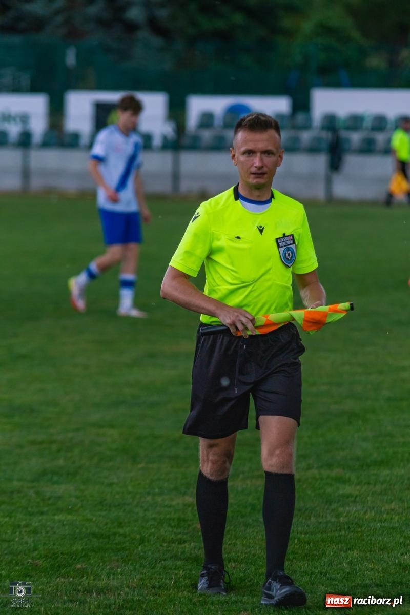 Zdjęcie w galerii na portalu naszraciborz.pl: Wawrzyczny show w Gorzycach. Unia znów bez punktów [FOTO] wiadomości z regionu