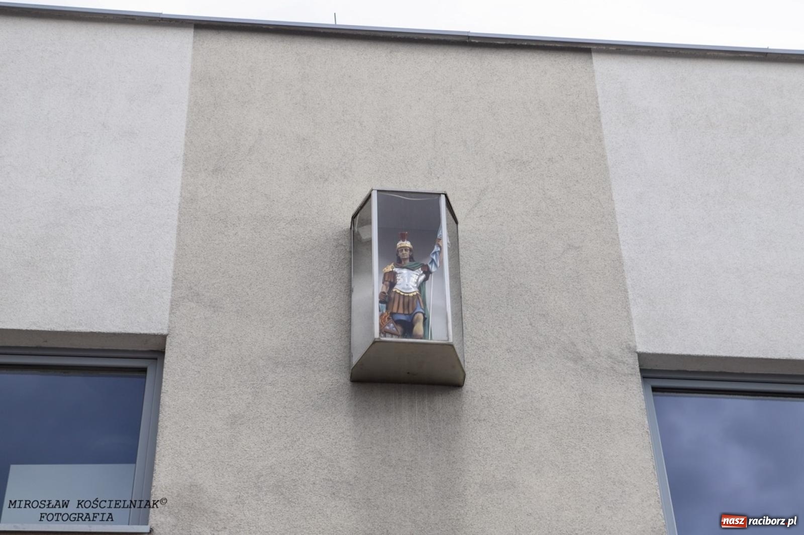 Zdjęcie w galerii na portalu naszraciborz.pl: Strażacy z Markowic z festynu pod remizą ruszyli do akcji [FOTO i WIDEO] wiadomości z regionu