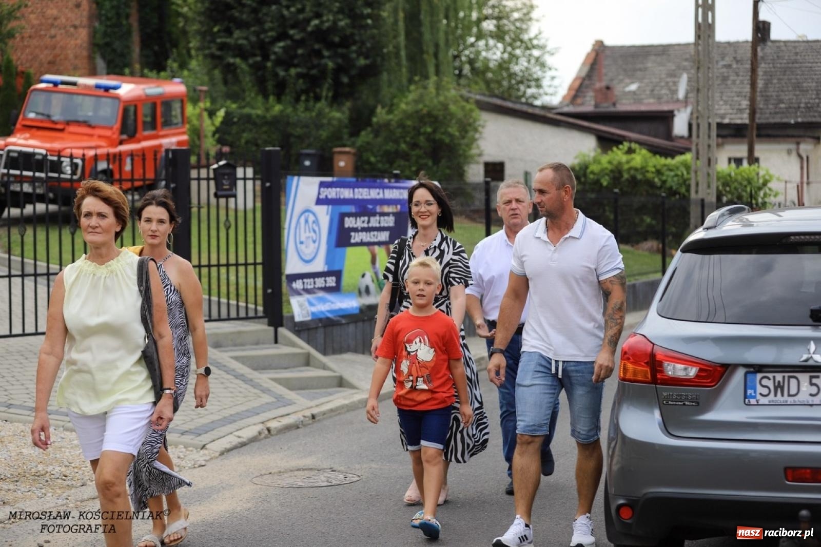 Zdjęcie w galerii na portalu naszraciborz.pl: Strażacy z Markowic z festynu pod remizą ruszyli do akcji [FOTO i WIDEO] wiadomości z regionu