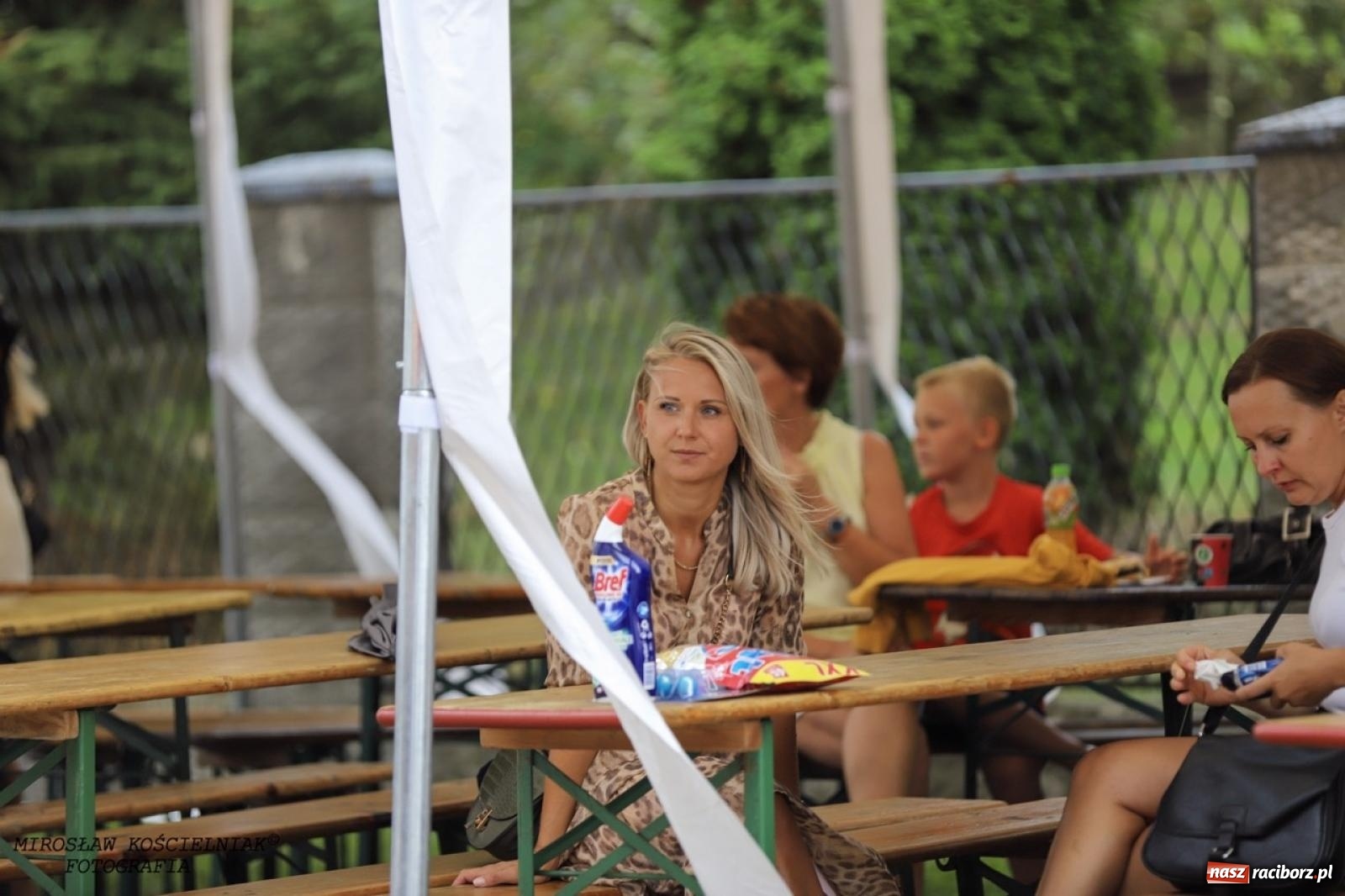 Zdjęcie w galerii na portalu naszraciborz.pl: Strażacy z Markowic z festynu pod remizą ruszyli do akcji [FOTO i WIDEO] wiadomości z regionu