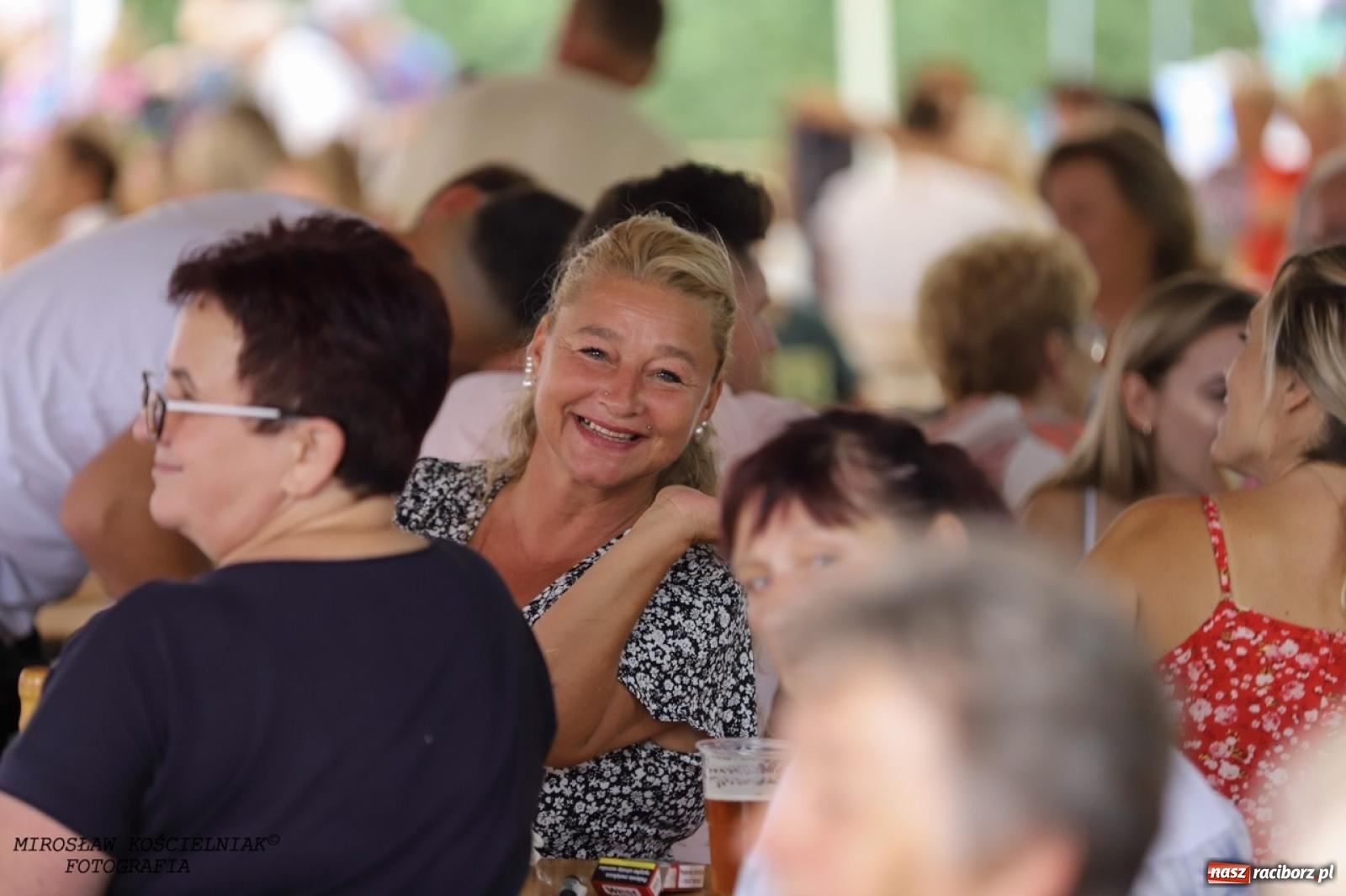 Zdjęcie w galerii na portalu naszraciborz.pl: Strażacy z Markowic z festynu pod remizą ruszyli do akcji [FOTO i WIDEO] wiadomości z regionu