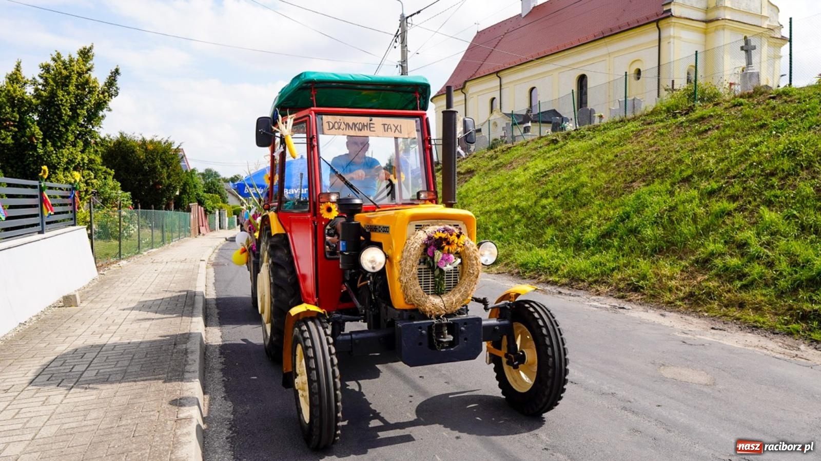 Zdjęcie w galerii na portalu naszraciborz.pl: Maków dziękuje za plony. Rok nie był łatwy [FOTO i WIDEO] wiadomości z regionu