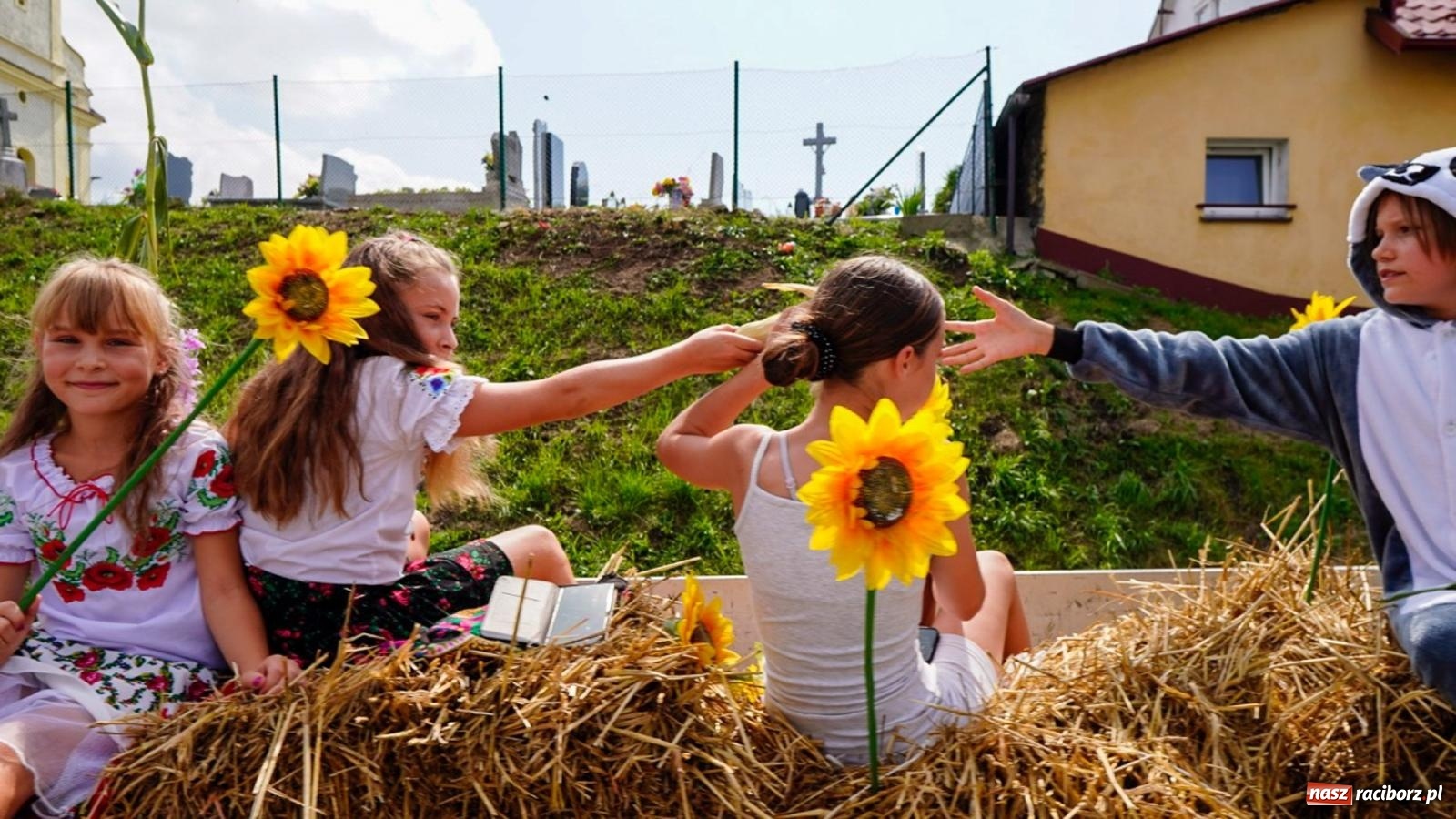 Zdjęcie w galerii na portalu naszraciborz.pl: Maków dziękuje za plony. Rok nie był łatwy [FOTO i WIDEO] wiadomości z regionu