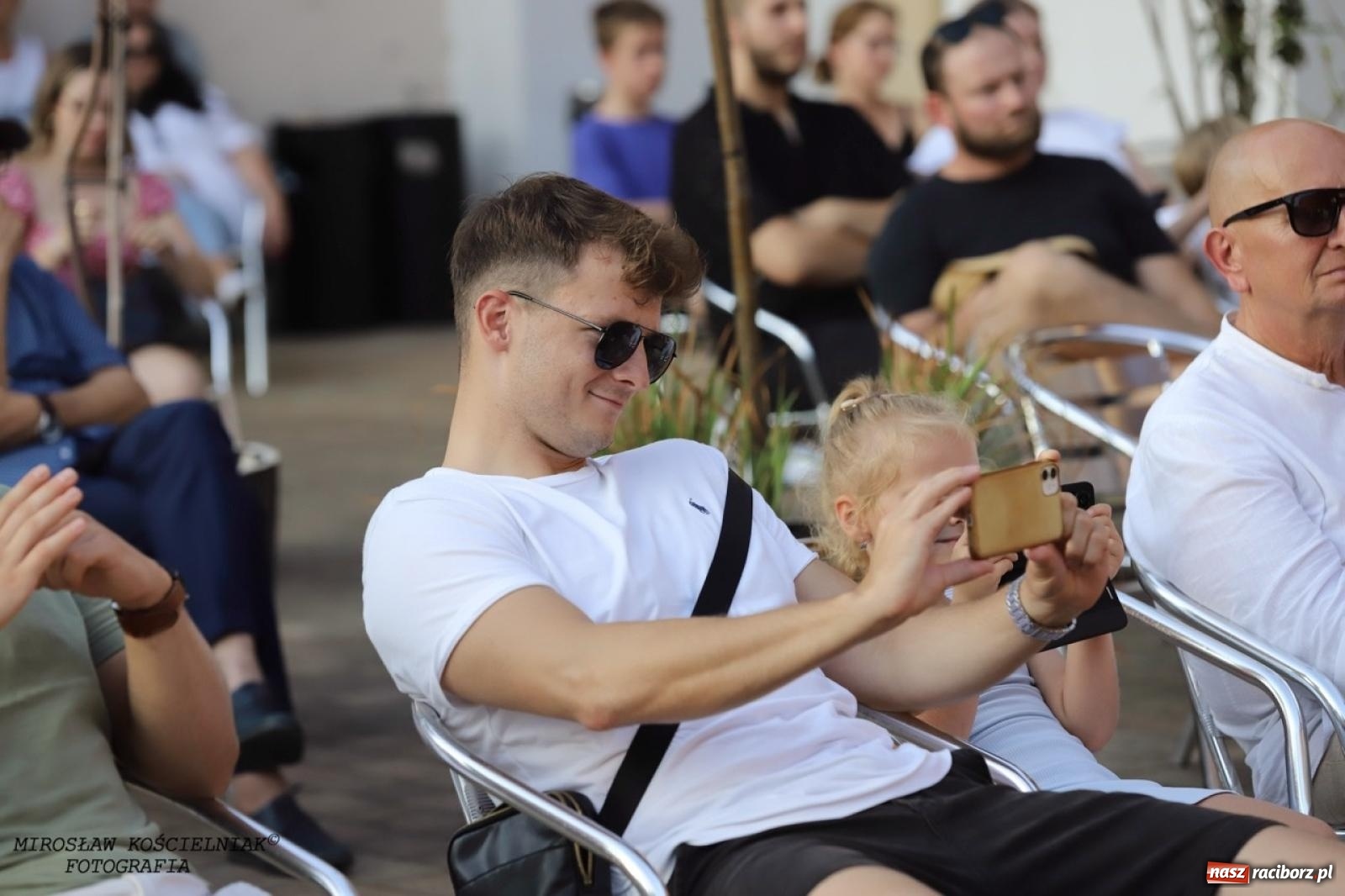 Zdjęcie w galerii na portalu naszraciborz.pl: Długie Lato w Portofino – koncert debiutancki Julii Georges w scenerii zamku wiadomości z regionu