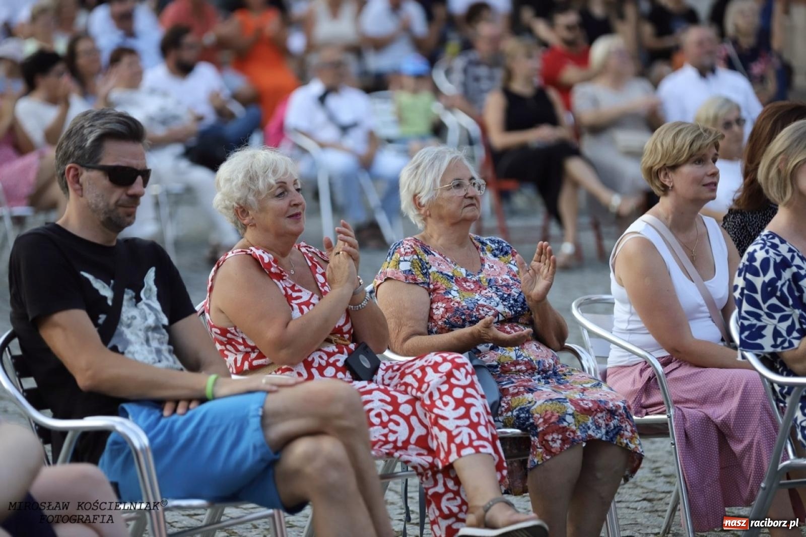 Zdjęcie w galerii na portalu naszraciborz.pl: Długie Lato w Portofino – koncert debiutancki Julii Georges w scenerii zamku wiadomości z regionu
