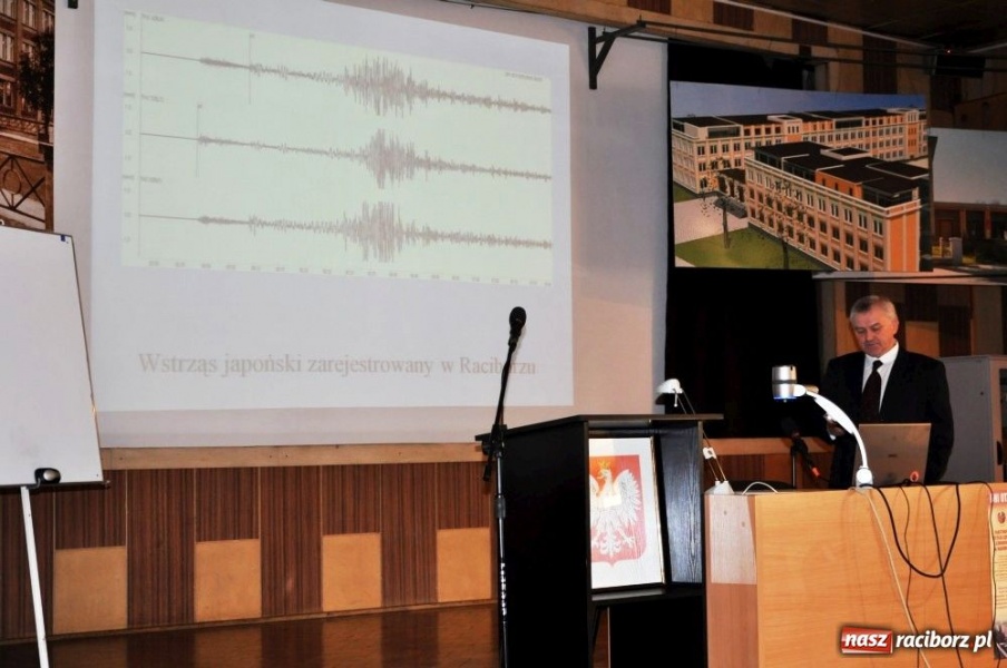 Zdjęcie w galerii na portalu naszraciborz.pl: Zwiedzić PWSZ, posłuchać o trzęsieniach wiadomości z regionu