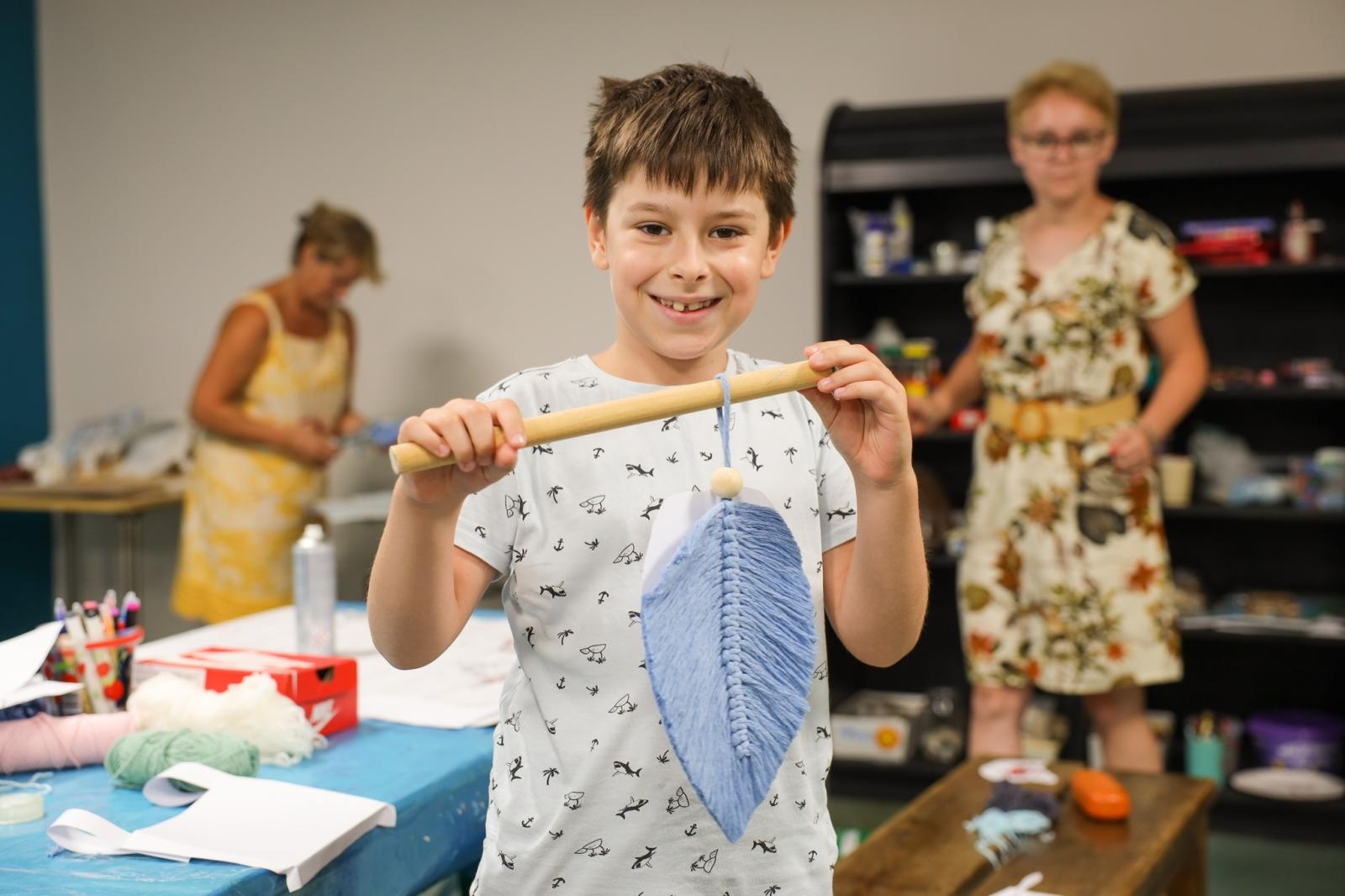 Zdjęcie w galerii na portalu naszraciborz.pl: Dzieło i rękodzieło w DK Strzecha wiadomości z regionu