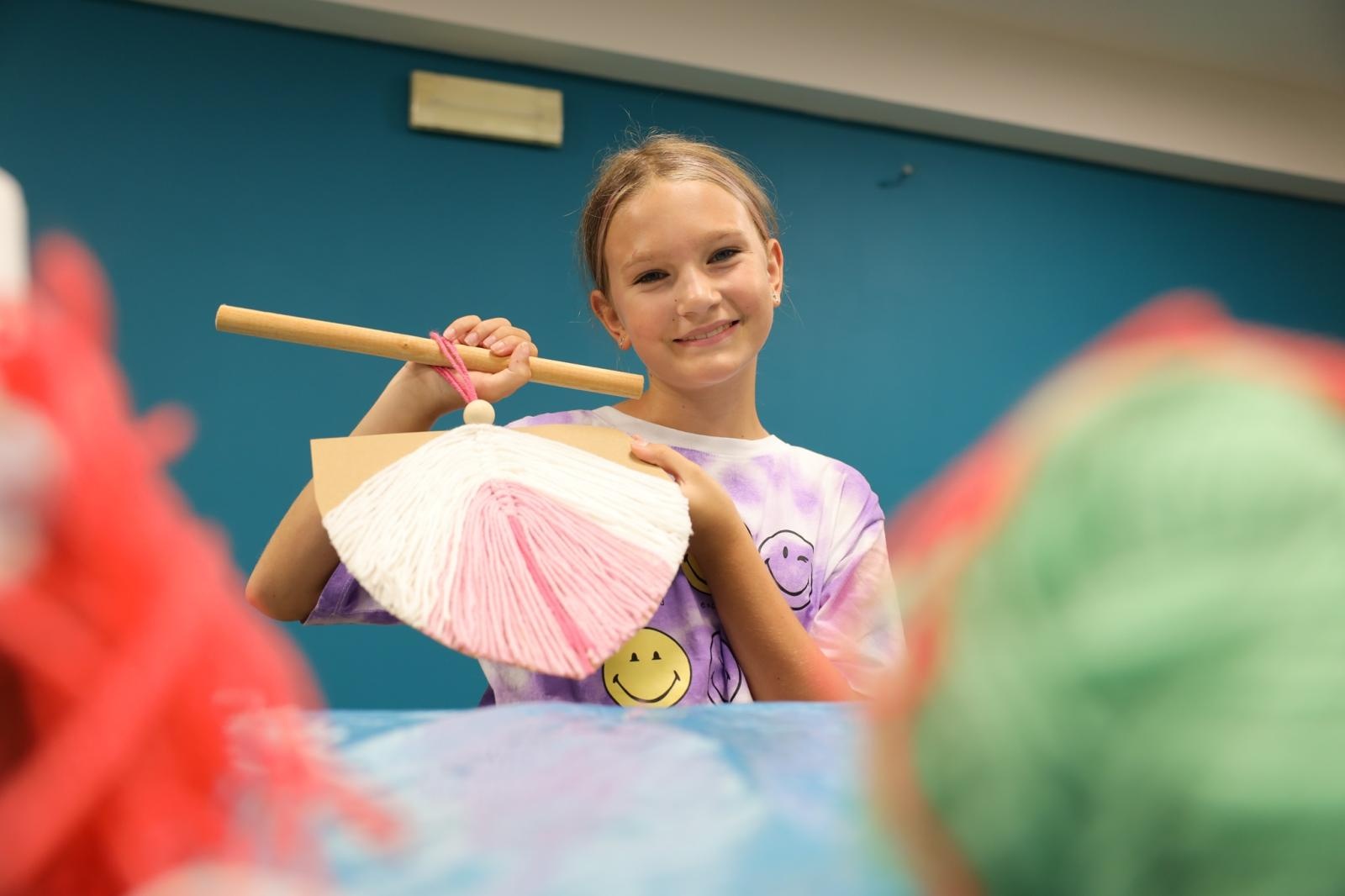 Zdjęcie w galerii na portalu naszraciborz.pl: Dzieło i rękodzieło w DK Strzecha wiadomości z regionu