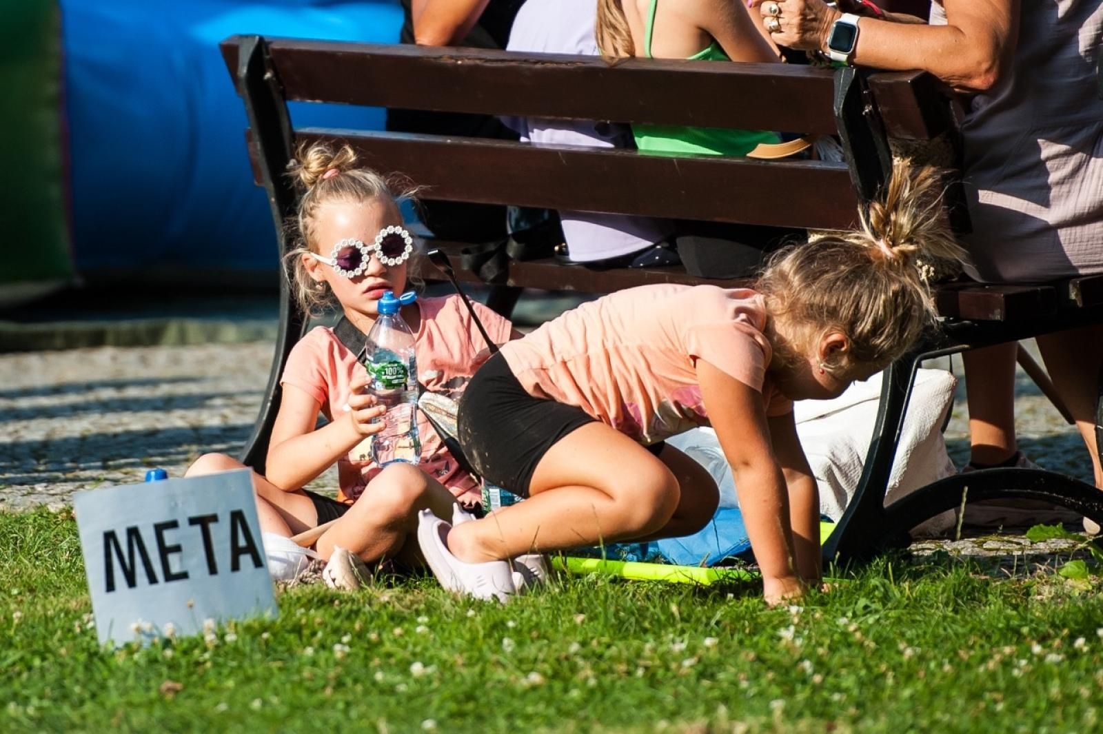 Zdjęcie w galerii na portalu naszraciborz.pl: Wielki finał Wakacji w siodle na Zamku Piastowskim. Tłumy na dziedzińcu [FOTO i WIDEO] wiadomości z regionu