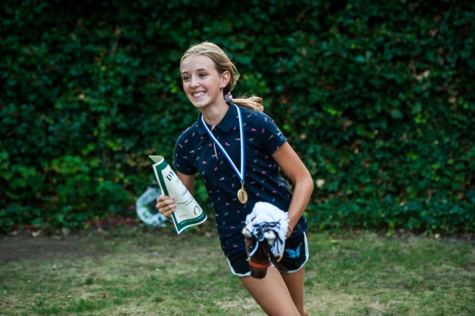 Zdjęcie w galerii na portalu naszraciborz.pl: Wielki finał Wakacji w siodle na Zamku Piastowskim. Tłumy na dziedzińcu [FOTO i WIDEO] wiadomości z regionu