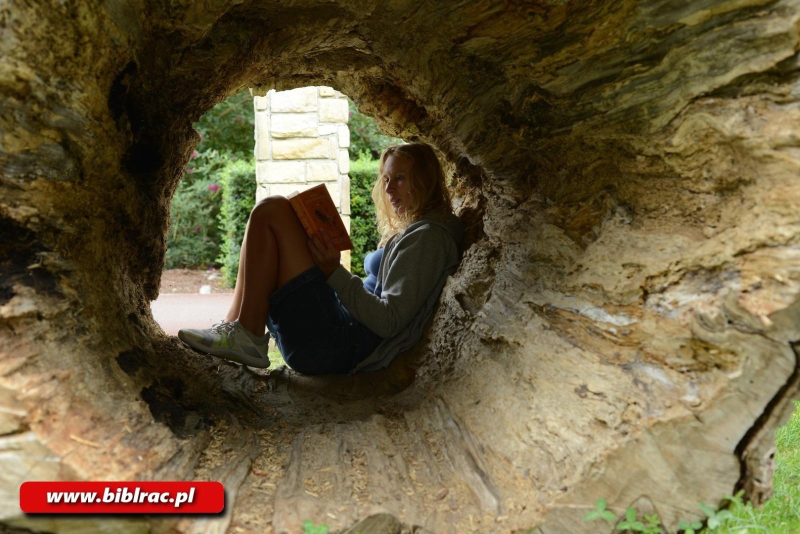 Zdjęcie w galerii na portalu naszraciborz.pl: #młodzieżczyta: warsztaty fotografii mobilnej w raciborskiej bibliotece wiadomości z regionu