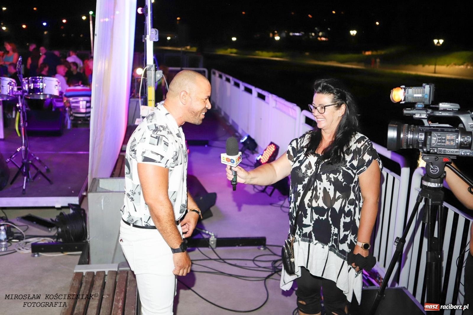 Zdjęcie w galerii na portalu naszraciborz.pl: Latynoamerykańska noc na bulwarach: potańcówka z Osmarem Pegudo wiadomości z regionu