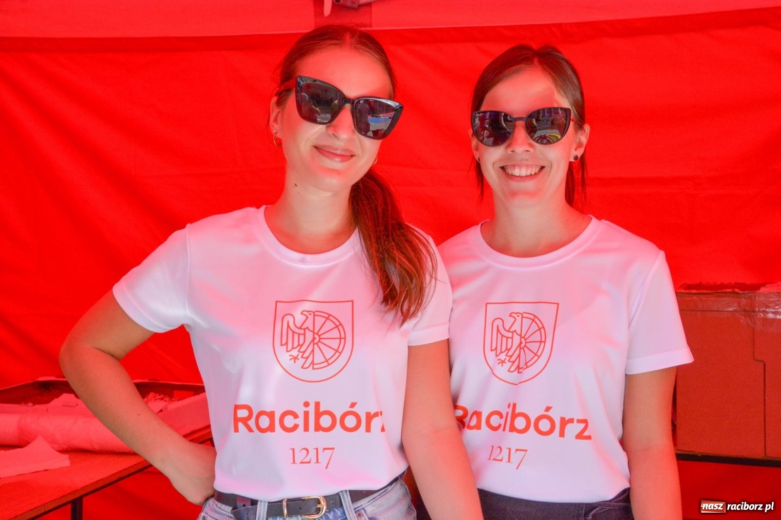 Zdjęcie w galerii na portalu naszraciborz.pl: Toughest Firefighter Racibórz 2024: Siła, wytrzymałość i duch strażackiej rywalizacji na placu Dominikańskim [FOTO i WIDEO] wiadomości z regionu